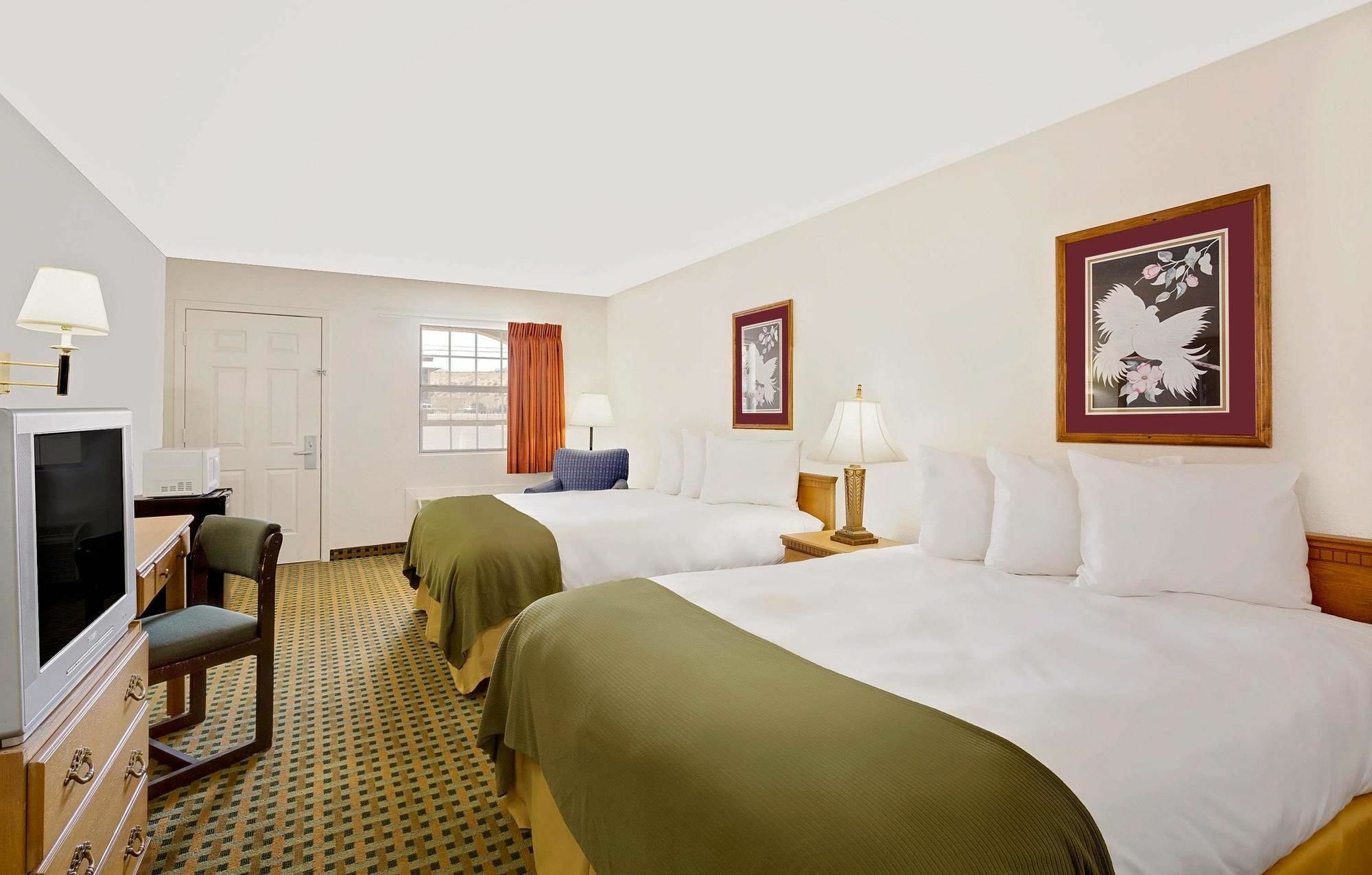 Silver Queen Inn Kingman Bagian luar foto